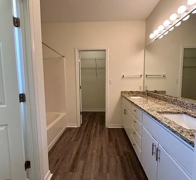 34 Las Roblas Grande Dr — Photo 14