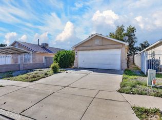 7508 Purple Fringe Rd SW, Albuquerque, NM 87121