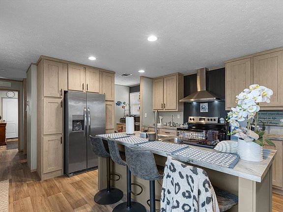 5th image of 12770 Stricklands Landing Dr
