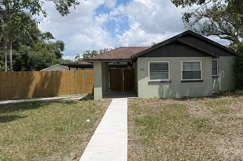 1802 E Diana St Photo 1