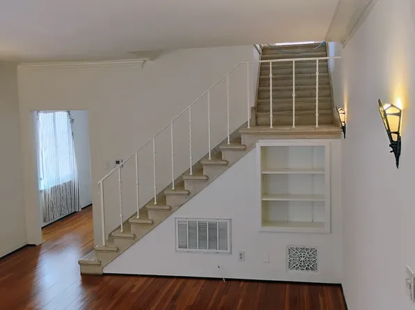 5870 W 2nd St, Los Angeles, CA 90036