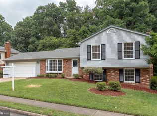 7843 Godolphin Dr, Springfield, VA 22153