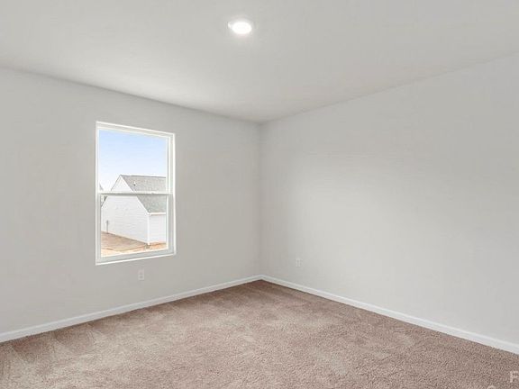 4th image of 1526 Nia Rd