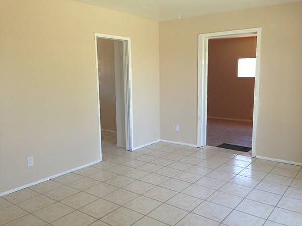 2nd image of 2729 W Royal Palm Rd