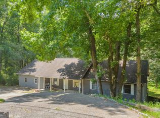 165 Holly Ct, Loganville, GA 30052