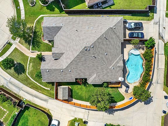 2nd image of 5812 Southern Pines Ct