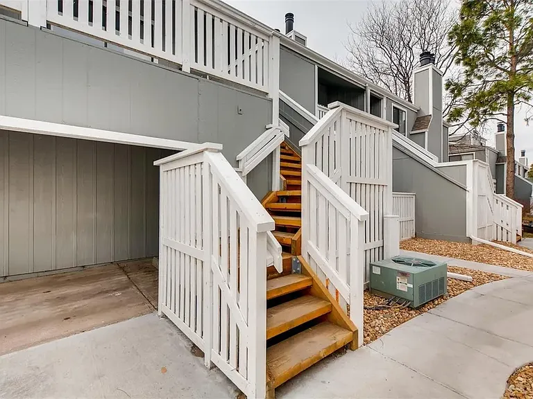 6680 E Mississippi Ave #7 — Photo 2