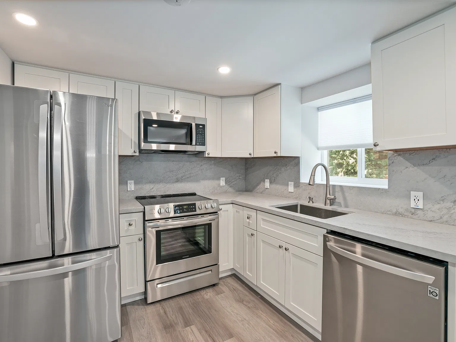 2 bed, 780 sqft, $2,950 — Photo 4