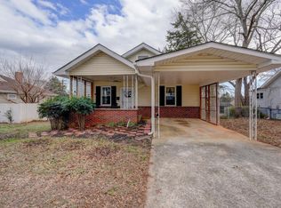 76 Lawrence St, Lyman, SC 29365