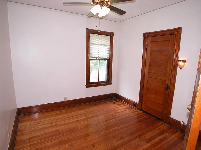 447 Hamilton St #A — Photo 12