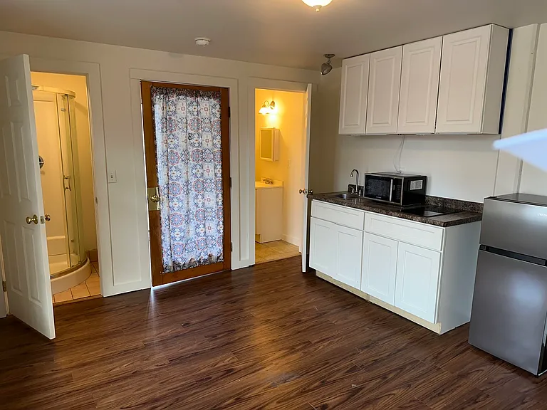 23 Main St #3 — Photo 6