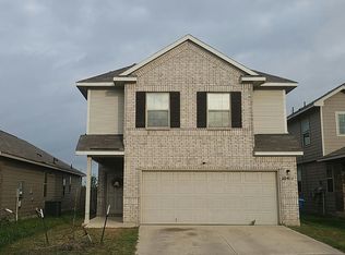 10411 Green Lake Dr, San Antonio, TX 78223