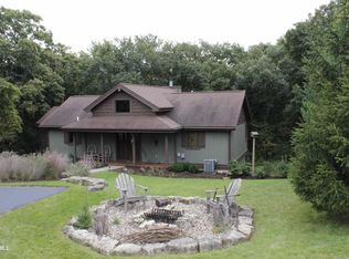 371 W Wachter Rd, Galena, IL 61036