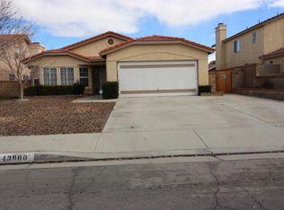 43900 Silver Bow Rd, Lancaster, CA 93535