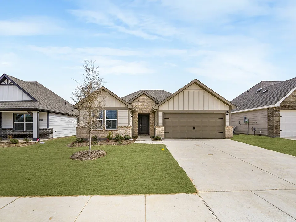 1558 Brooke Dr