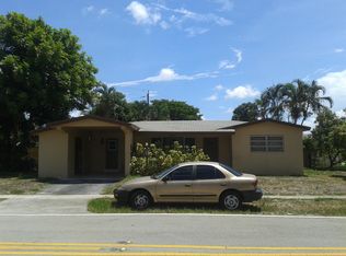 3600 NW 37th Ave, Lauderdale Lakes, FL 33309