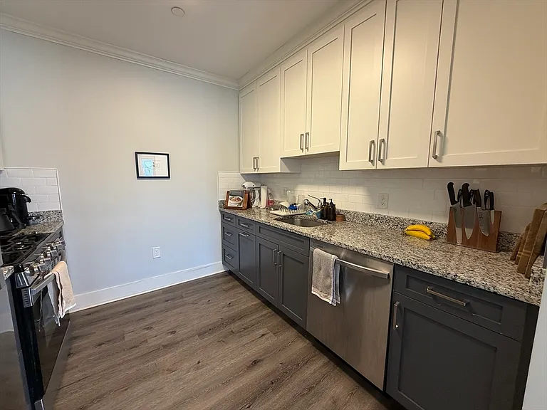 17 Hennery Way #G — Photo 8