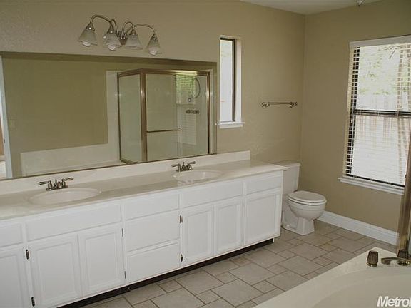 4th image of 4396 Brisbane Cir