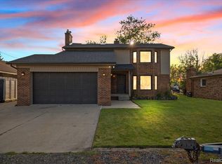 7302 Edlane Rd, Clay, MI 48001