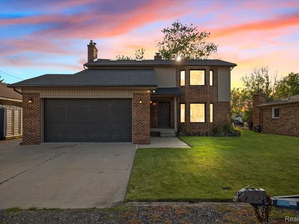 7302 Edlane Rd, Clay, MI 48001