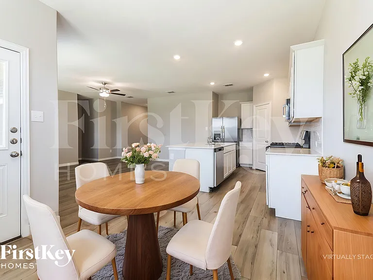 2304 O'Keefe Dr — Photo 9