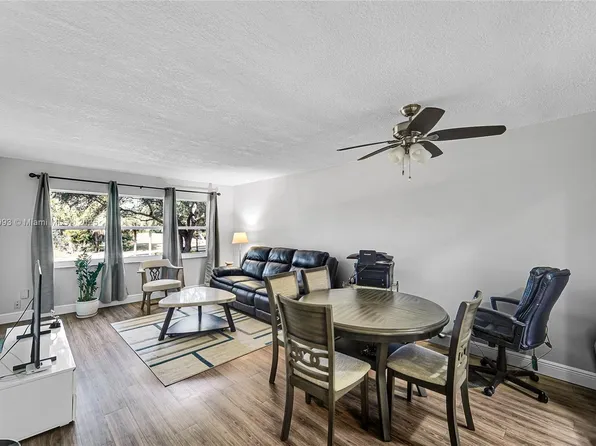 8405 NW 61st St APT D207, Tamarac, FL 33321