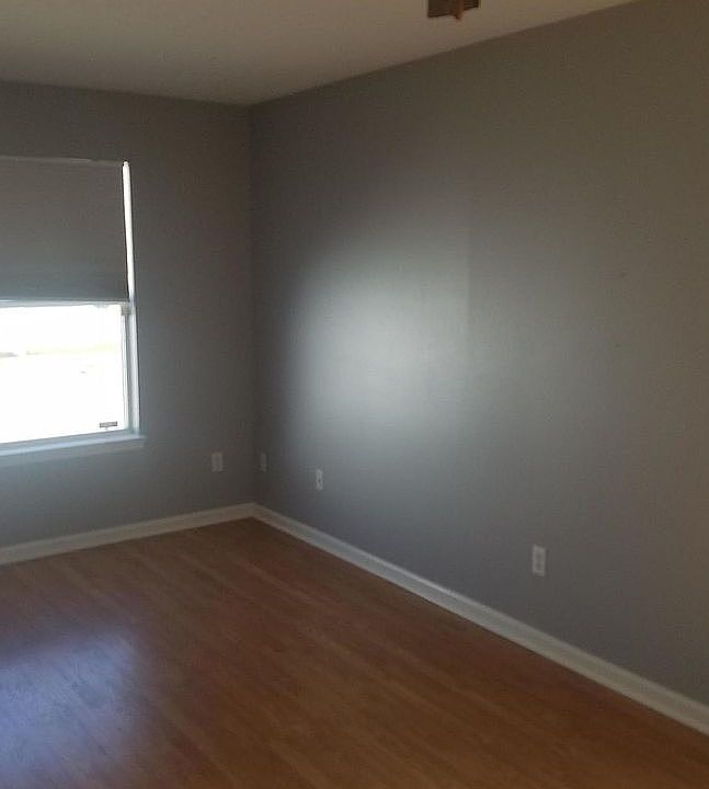 1st image of 2800 Gwendolen Ct