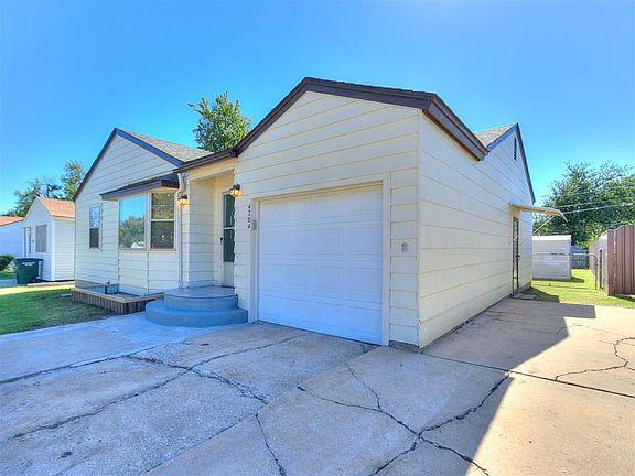 4th image of 4704 SE 27th St