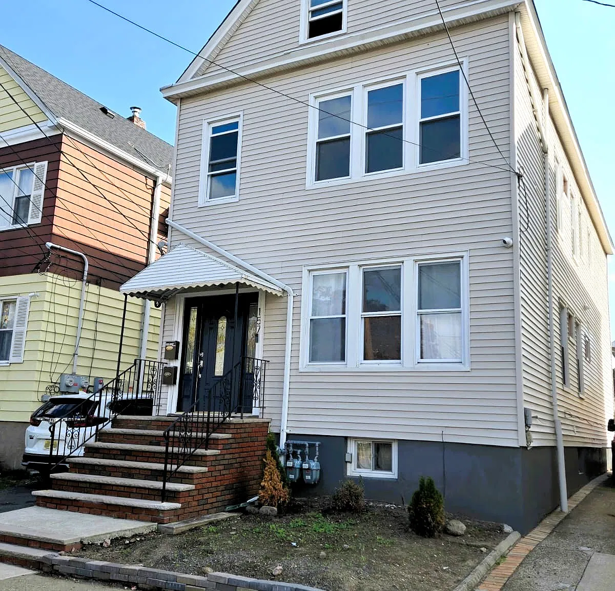 3 bed, $2,500 — Photo 2