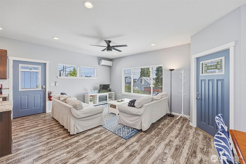 3rd image of 3320 Q Avenue