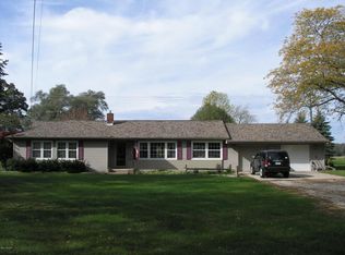 56210 Wilbur Rd, Three Rivers, MI 49093