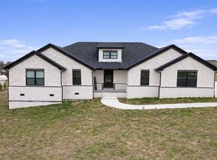 46 Caden Ln, London, KY 40744