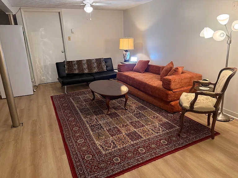 522 N Main St #C — Photo 5