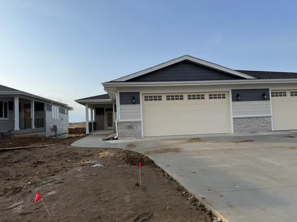 718 East Reinel STREET, Jefferson, WI 53549