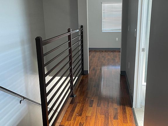 5th image of 829 W 41st Dr #831