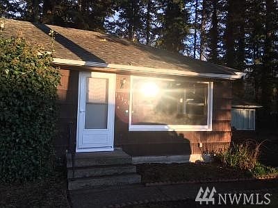 2nd image of 11321 D St E