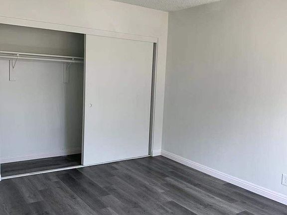 4th image of 14521 Clark St APT 08