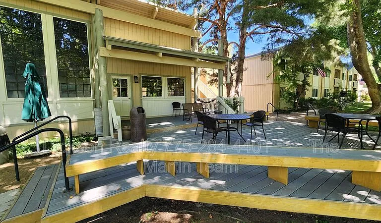 2300 Dickerson Rd #16 — Photo 21