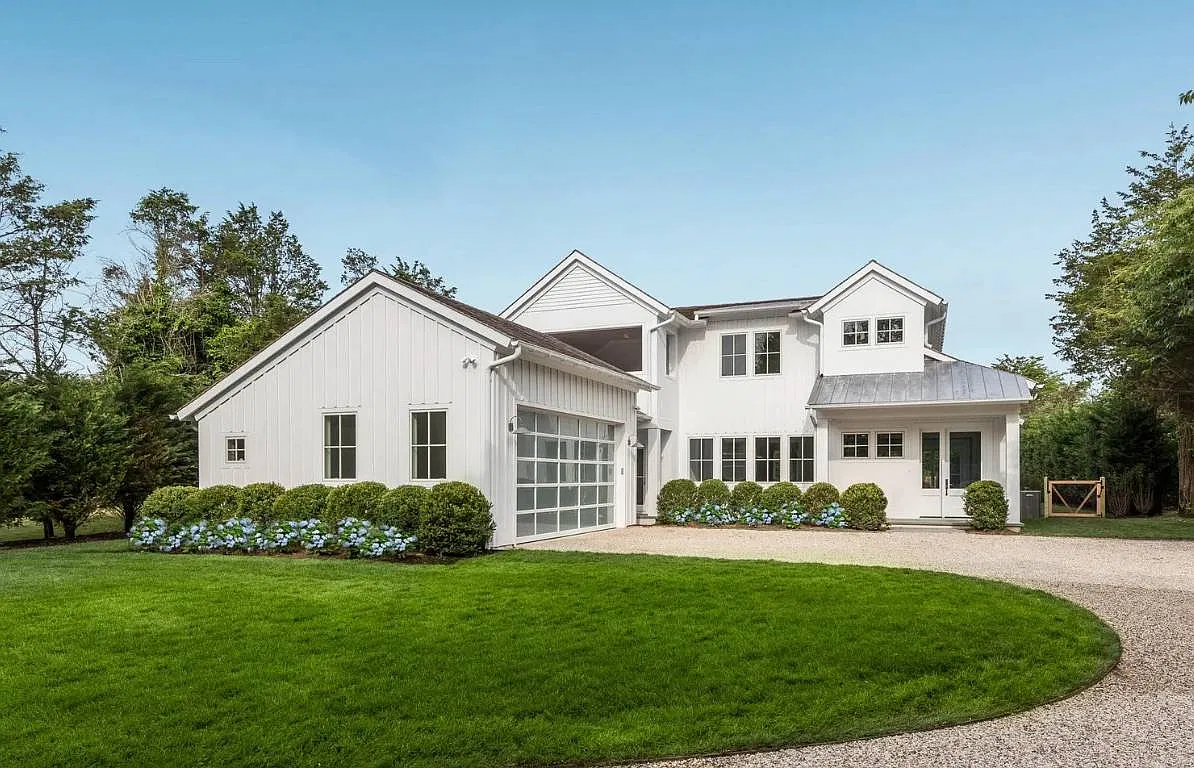 Luxe Living in Amagansett — Photo 2