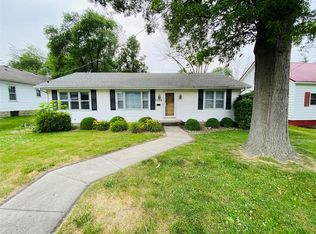 1205 N Fair St, Olney, IL 62450