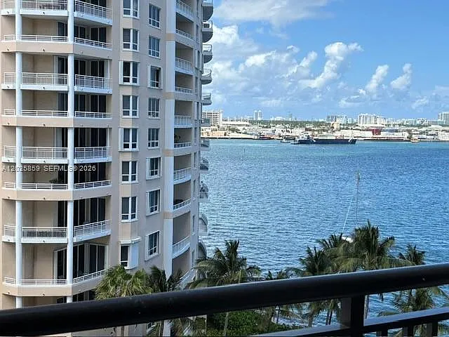540 Brickell Key Dr #1024 — Photo 26