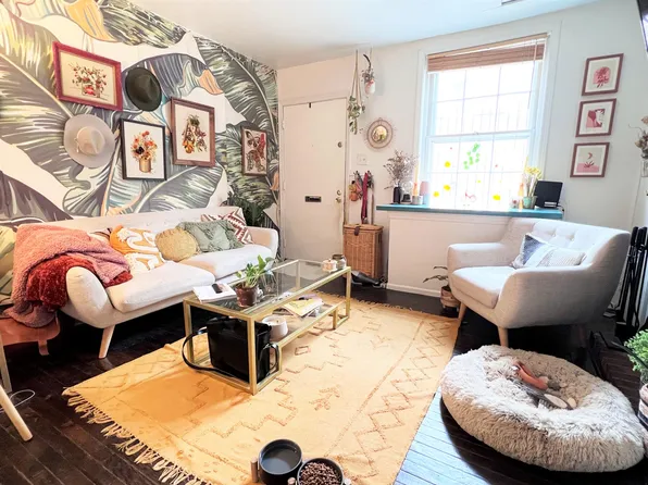 322 W Wildey St, Philadelphia, PA 19123