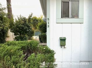 513 NW A St APT A, Grants Pass, OR 97526