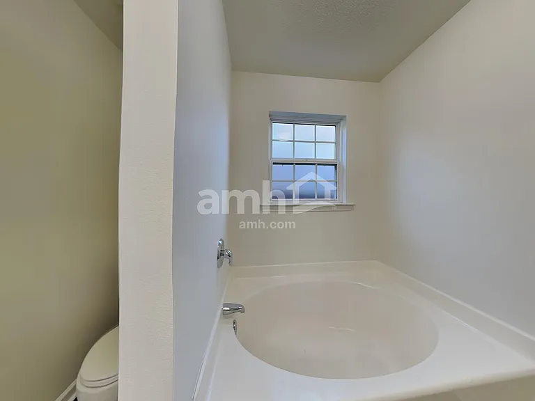 201 Cassidy Ct — Photo 10