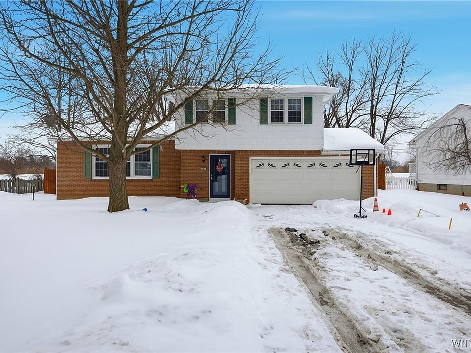 1st image of 185 Old Farm Cir
