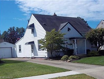 1st image of 324 Van Buren Ave