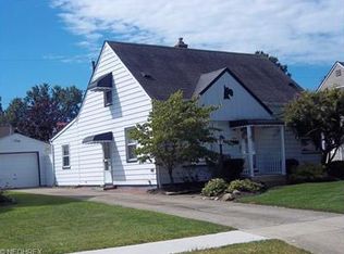 324 Van Buren Ave, Cuyahoga Falls, OH 44221