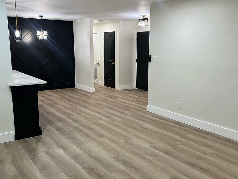 8-698 Bartons Landing Pl — Photo 1