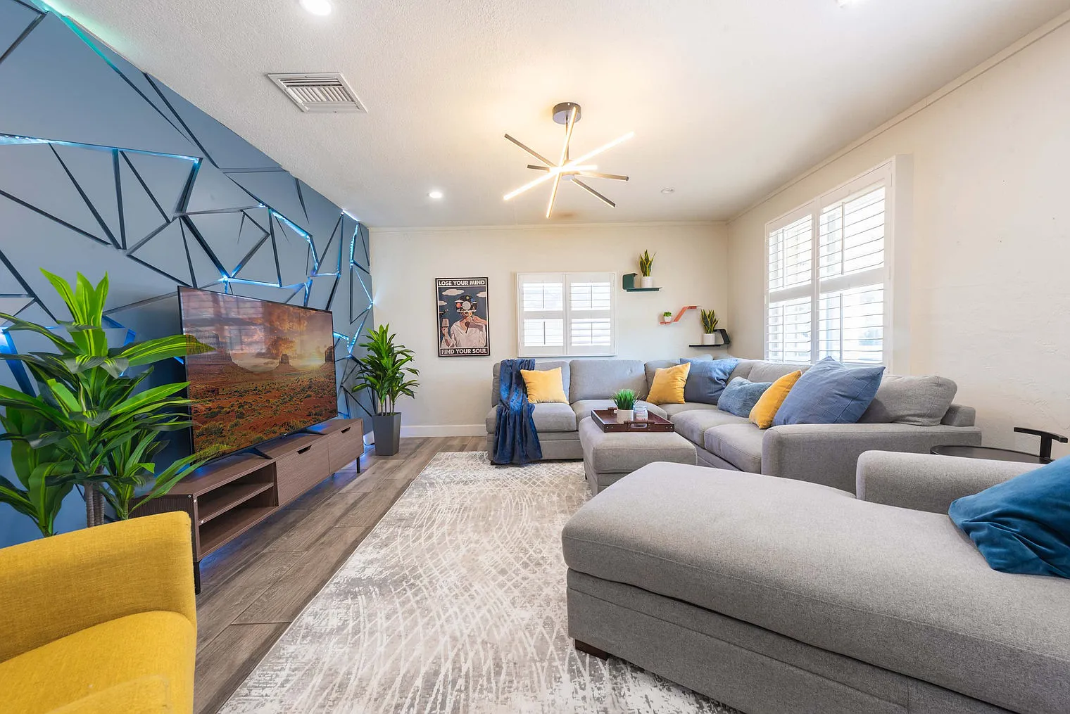 4 bed, 3.0 bath, 1797 sqft, $9,055 — Photo 1