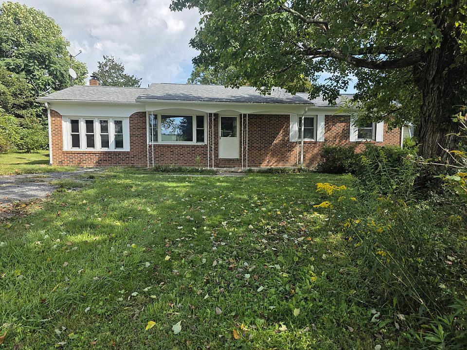 1st image of 110 Bailey Ln